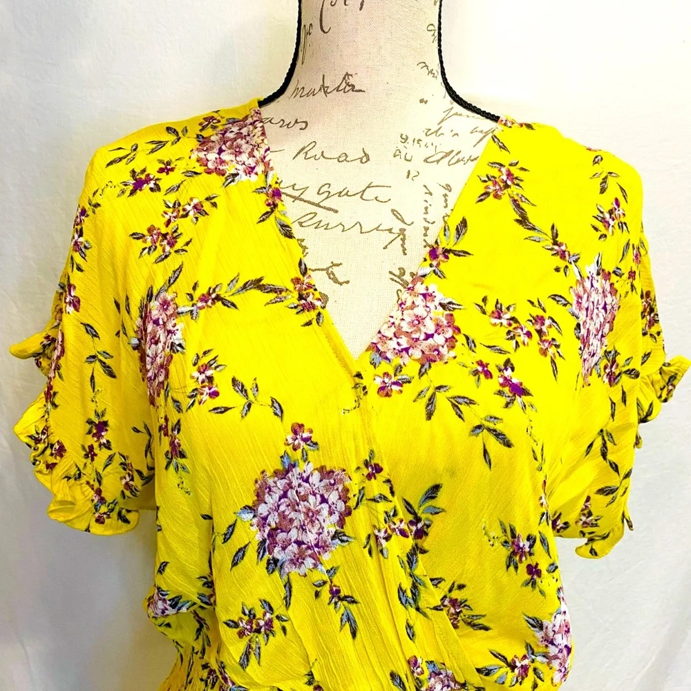 Staccato Yellow Surplice Smocked Waist Floral Print Blouse - Picture 6 of 16